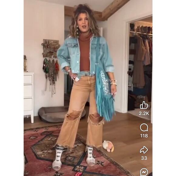 VERVET BY FLYING MONKEY Denim - Vervet 90s Vintage High Rise Crop Flare Jean in Army Khaki Size 26 Distressed